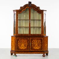 Vitrine hollandaise ancienne à deux corps, riche marqueterie… (photo 2)
