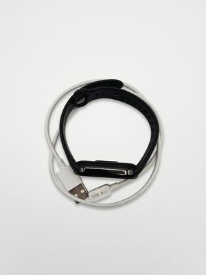 XIAOMI - Le bracelet connecté Mi Smart Band 8 possède un écr…