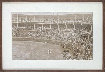 une photo d'un match de baseball se déroulant dans un stade