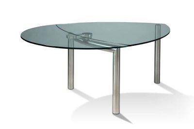 une image d'une table en verre avec des pieds en métal et un plateau en verre