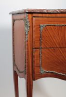 Petite commode en bois de placage ouvrant par deux tiroirs e… (photo 3)