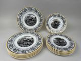 six assiettes en noir et blanc sur lesquelles figure une scène de vie à la ferme