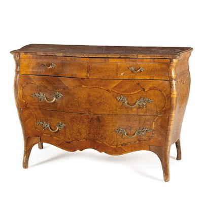 Commode PlaquÉE DE Bois ET DE Ronce DE Noyer, Xviiie SIÈCle