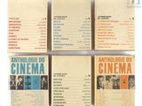 quatre livres posés sur une table avec un fond blanc et un fond blanc