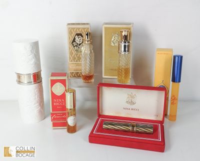 beaucoup de parfums différents sur la table