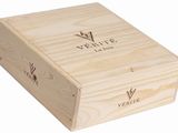 the wooden box is empty and ready to be filled with wine