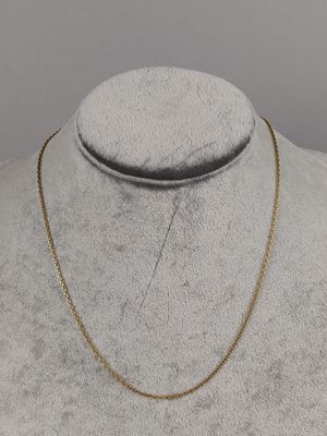a gold chain necklace on a mannequin mannequin mannequin mannequin mannequin mannequin mannequin mannequin manne