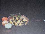 une photo d'un plat posé sur une table