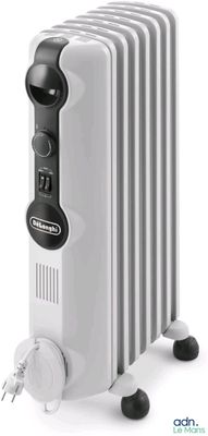 une image représentant un radiateur électrique blanc sur fond blanc