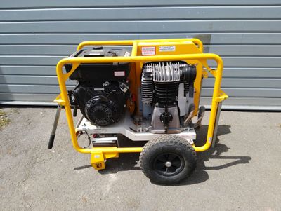 Compresseur d'air essence sur chariot EUROPRO E100 TH V