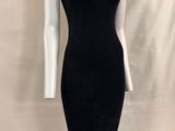 a black dress on a mannequin mannequin mannequin mannequin mannequin mannequin mannequin mannequin mannequin