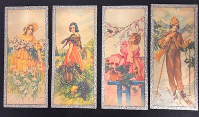 quatre cartes postales anciennes représentant des femmes avec des fleurs et un homme coiffé d'un chapeau