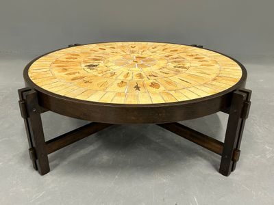 Roger CAPRON (1922-2006) - TABLE BASSE à plateau circulaire …
