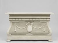CONSOLE pouvant former AUTEL LITURGIQUE en bois mouluré laqu…