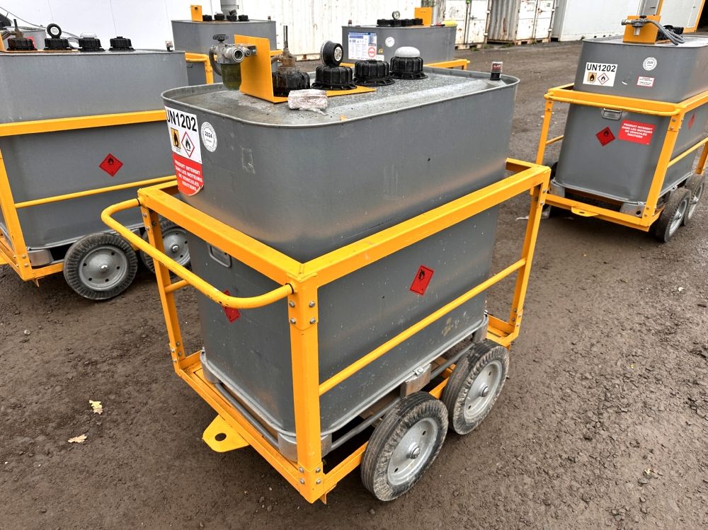 LIEU DE STOCKAGE : Rennes - SCHUTZ - CUVE À CARBURANT 700 LI…