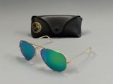 Lunettes de soleil Ray-Ban Aviator dorées avec verres miroités verts