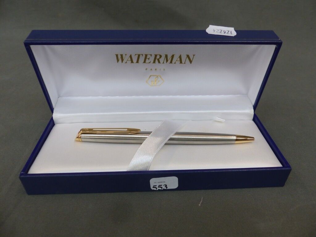 WATERMAN Stylo à bille dans son écrin.