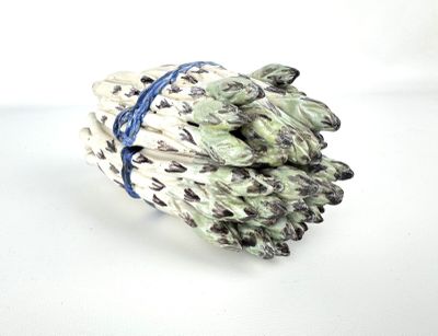 an image of a ceramic sculpture of a bunch of asparagus