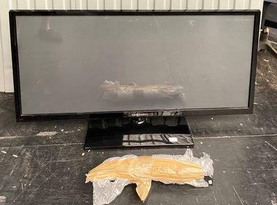 an image of a flat screen tv sitting on top of a table