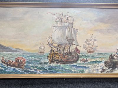 une peinture à l'huile représentant un navire en mer, entouré d'autres bateaux