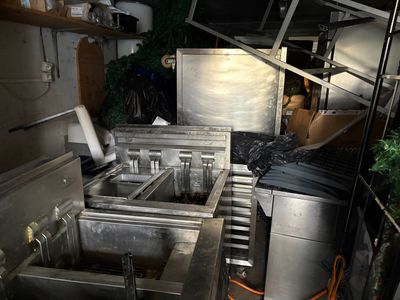 EXT -- Gros lots de matériel de restauration en l’état Pour …