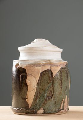 Claire PELISSIER, céramiste à Uzech.