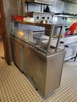 1 Grand meuble inox avec bain-marie et lampes chauffantes en…