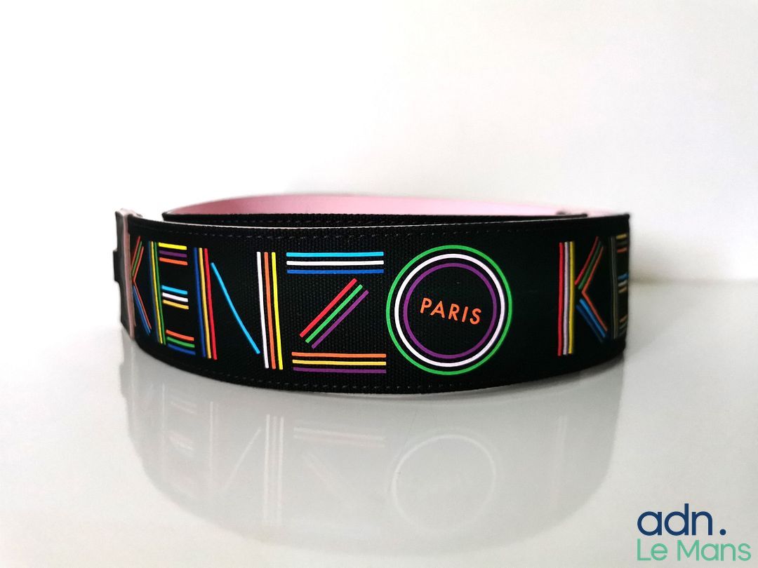 Kenzo Bandoulière de sac en toile de couleur noir avec logos Kenzo multicolores - dimensions : longueur totale 92 cm ...