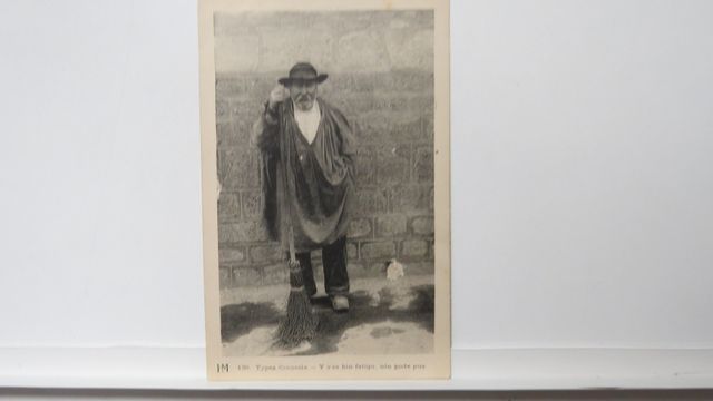 Types Creusois : Aubusson : Le « Père Canard ». Y s’es bin fatigo...