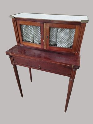 Bonheur de jour en bois de placage dessus marbre ouvrant par…