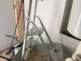 une photo d'une pièce en cours de rénovation