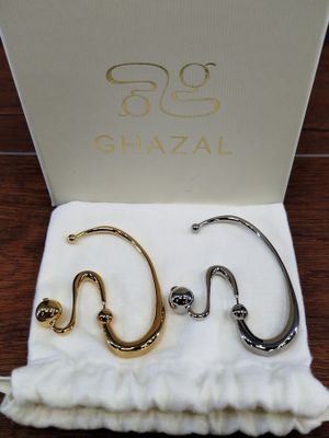 Lot de 10 bijoux d'oreille de marque GHAZAL - Collection : A…