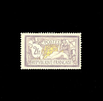 2Fr. Violet et Jaune. Centrage correct pour ce timbre.