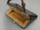 sac à main en cuir avec poignée et bandoulière, de couleur grise