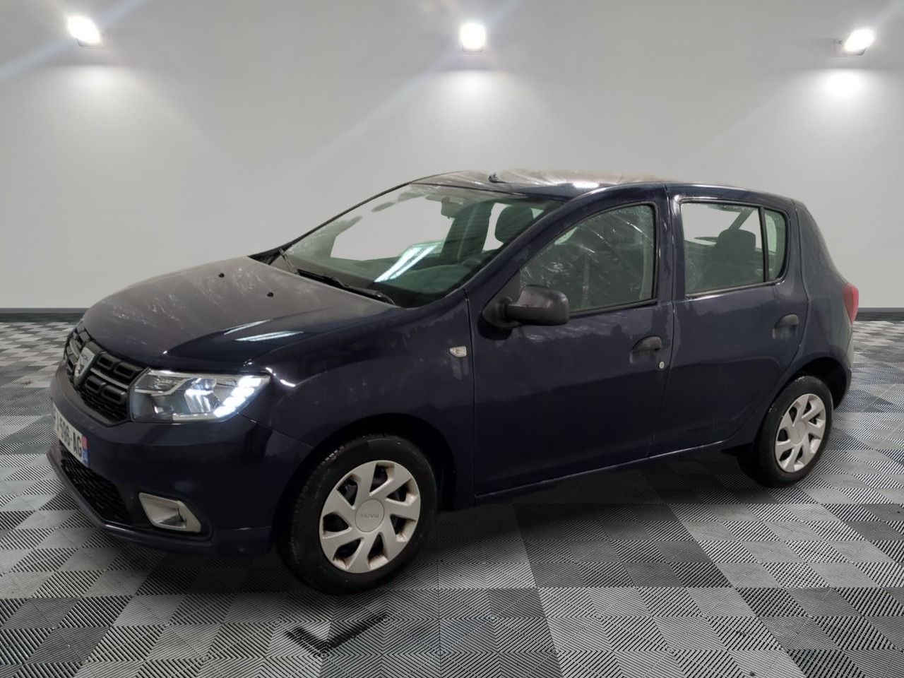 DACIA - SANDERO SCE 75 ESSENTIEL - ES - Mise en service: 22/…