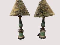 Paire de lampes en métal peint en vert. (photo 2)
