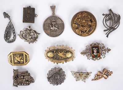 Ensemble de bijoux fantaisie en argent, métal argenté ou dor… - Photo 1