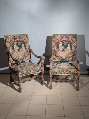 paire de chaises antiques avec rembourrage floral rembourrage rembourrage rembourrage rembourrage rembourrage rembourrage rembourrage rembourrage