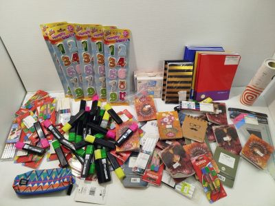 Lot de fournitures scolaires - ESCRIBOLINE MIQUELRIUS - Cahi…