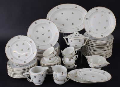 MOULIN DES LOUPS: Partie de service de table en fa…