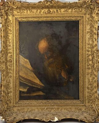 un vieux tableau représentant un homme en train de lire un livre, dans un cadre doré
