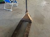 a pallet that is sitting in a garage