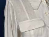 an image of a white shirt on a mannequin mannequin