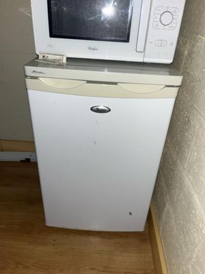 Petit lot d'électroménagers comprenant :