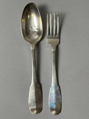 Couvert en argent du modèle uni plat, la tige marquée EB. - Photo 1