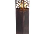 l'image d'une lampe posée sur une table
