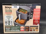 boîte de « Ninja Double Stacker » au poulet et aux haricots verts