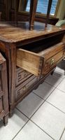 Une commode en noyer ouvrant sur 3 tiroirs, époque Louis XVI… (photo 3)