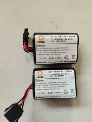 9 kits de 2 batteries lithium avec connecteur compatible VIS…