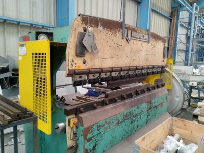 Presse plieuse PROMECAM, n°RG 50 25, modèle ancien - Photo 1